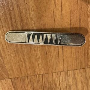 Swank tie clip with silver tone and geometric triangle shapes